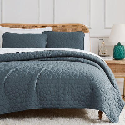 Half Front View of Pebbles Oversized Quilt Set in Blue Mirage#color_pebbles-blue-mirage