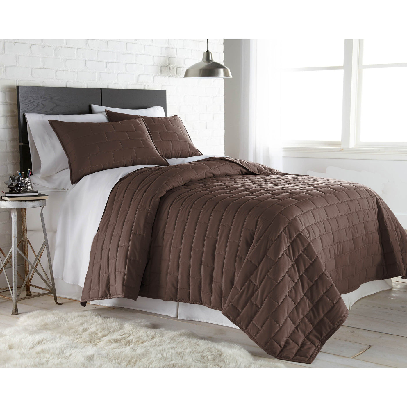 Front View of Vilano Brickyard Quilt Set in brown#color_vilano-chocolate-brown