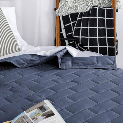 Detailed Stitching of Vilano Brickyard Quilt Set in dark-blue#color_vilano-dark-blue