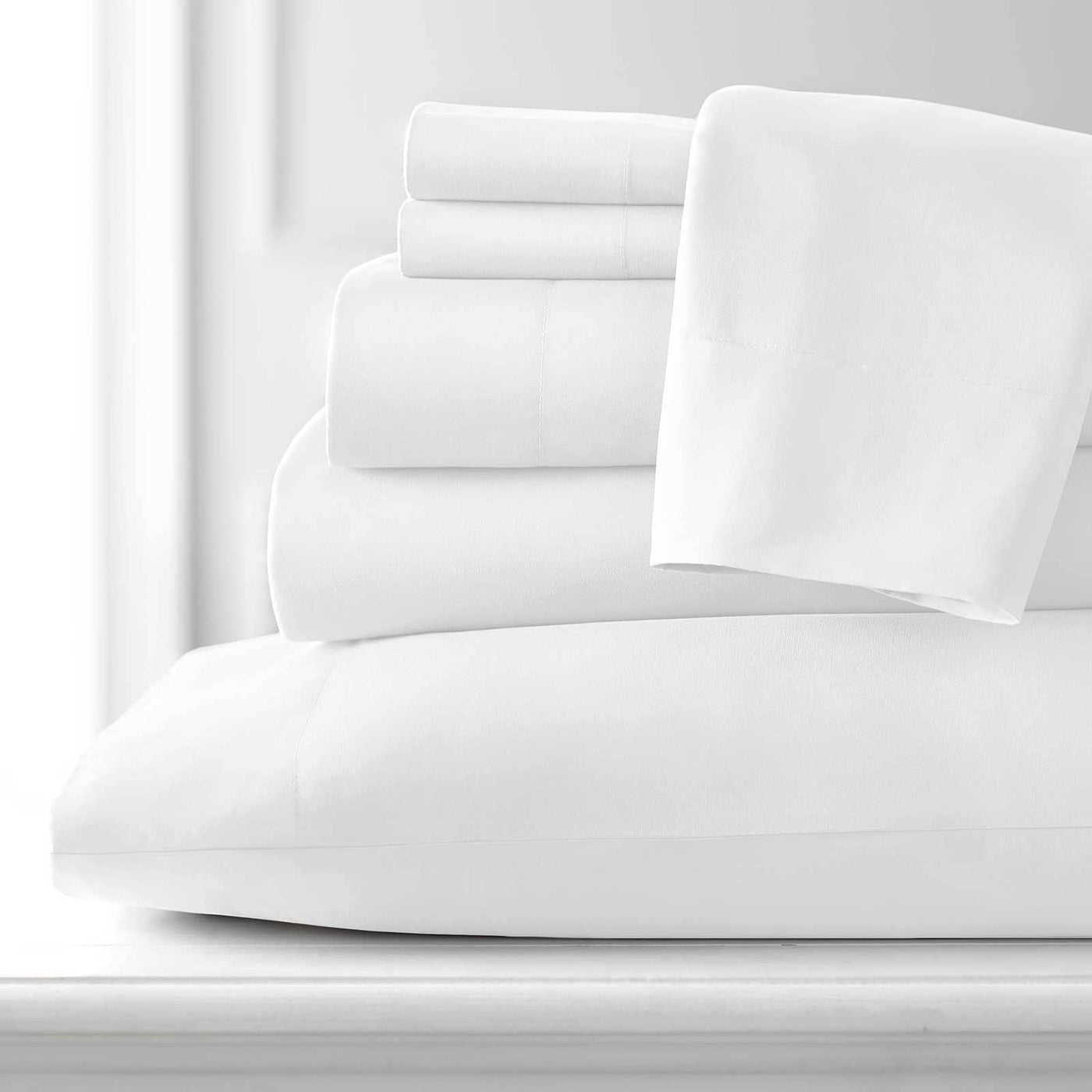 Vilano Extra Deep Pocket 6-Piece Sheet Set Stack Together in White#color_vilano-bright-white