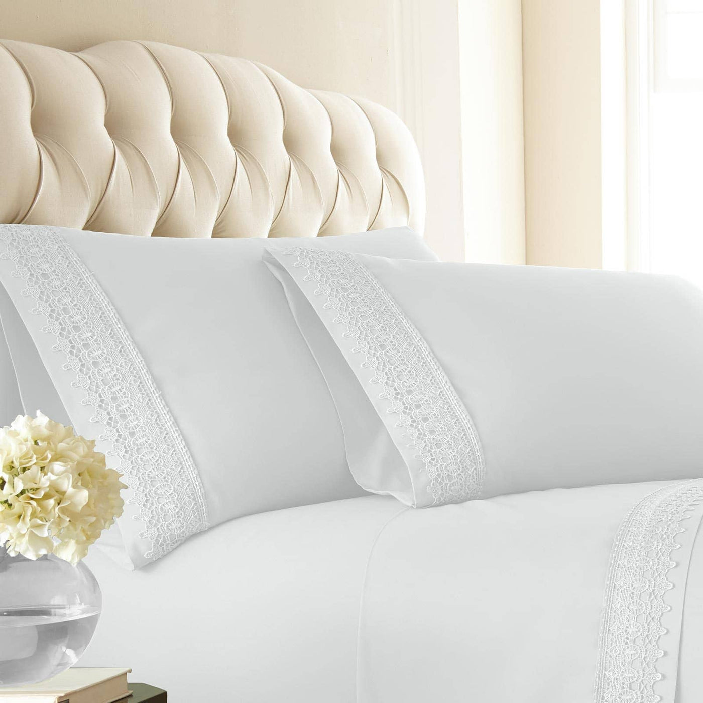 Close Up View of Vilano Lace Hem Pillow Case in White#color_vilano-bright-white