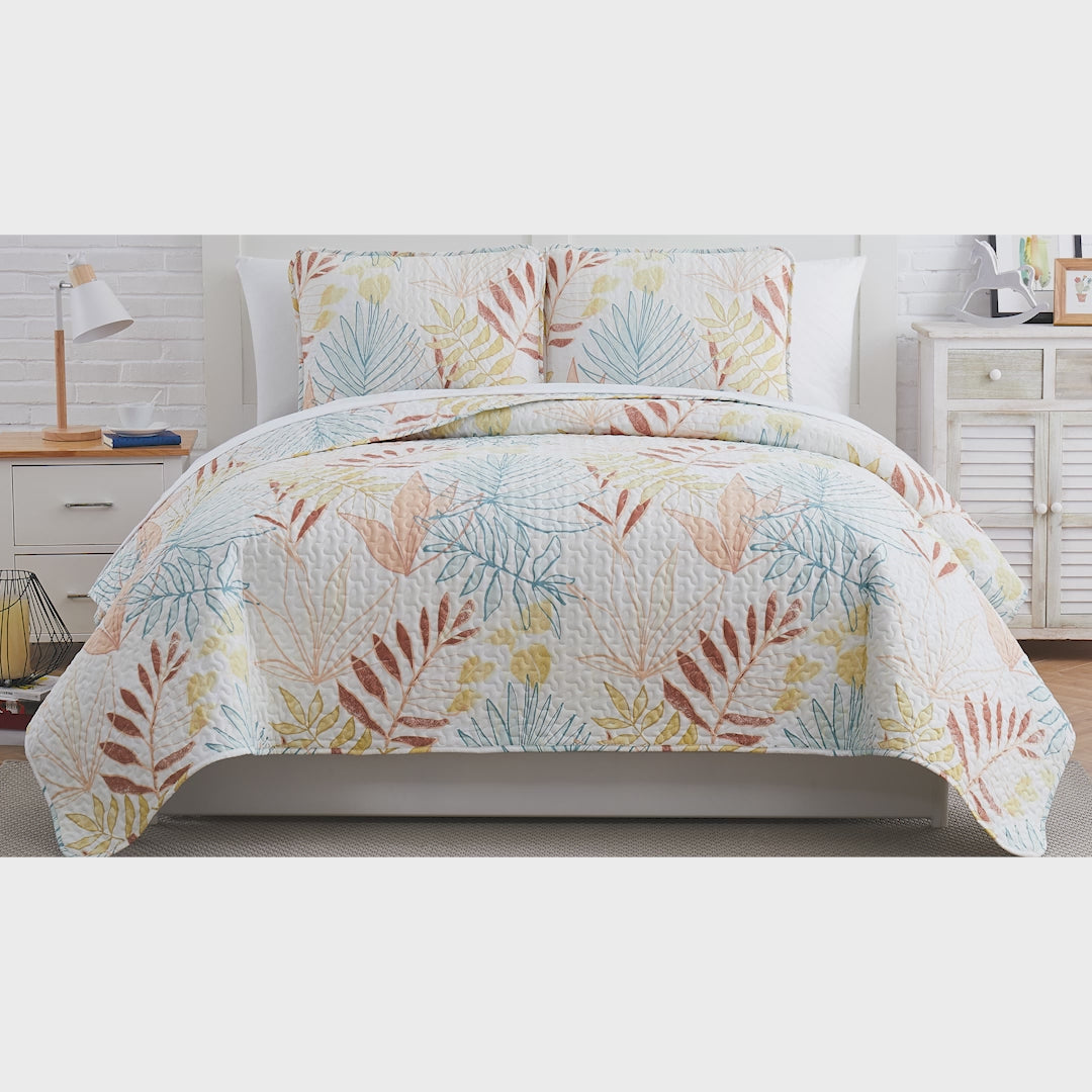 Video of Tropic Leaf Quilt Set Showing Features#color_all