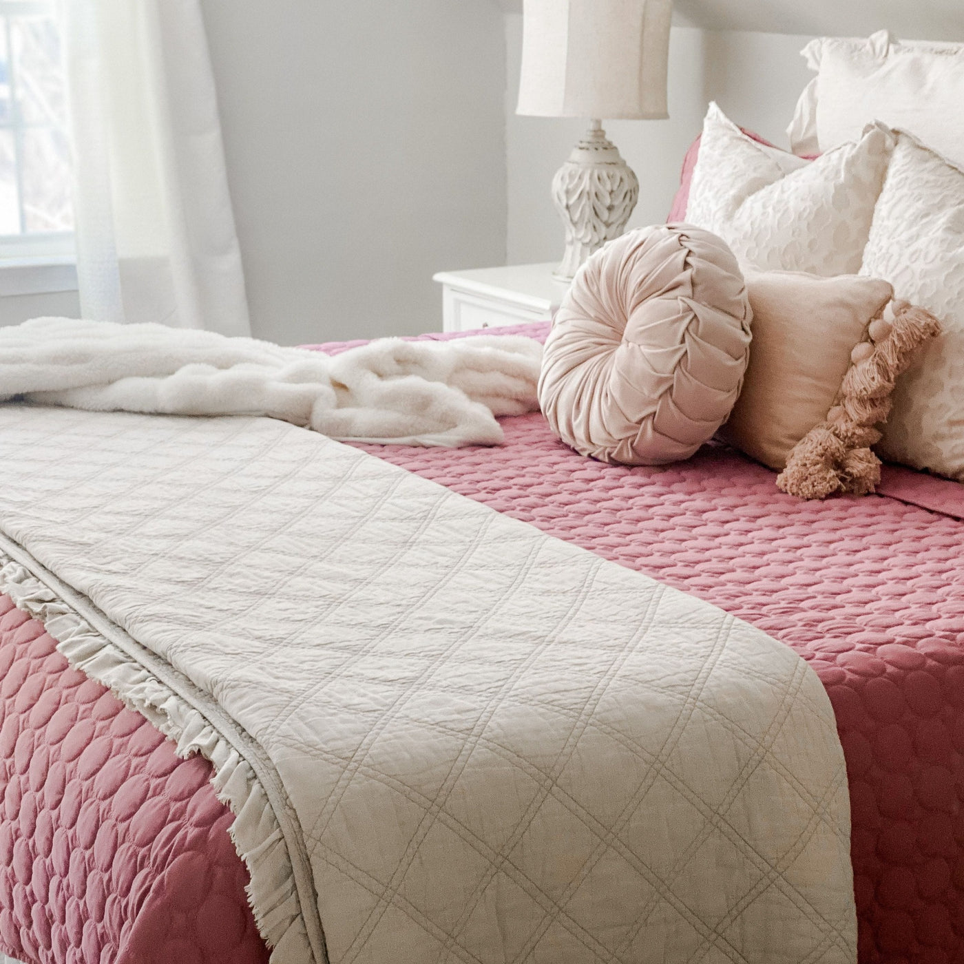 Side View of Southshore Essentials Quilt Set in Rose#color_rose