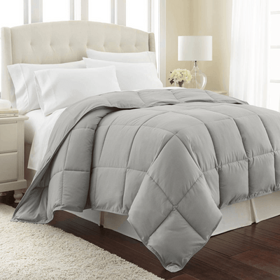 Vilano Down Alternative Comforter