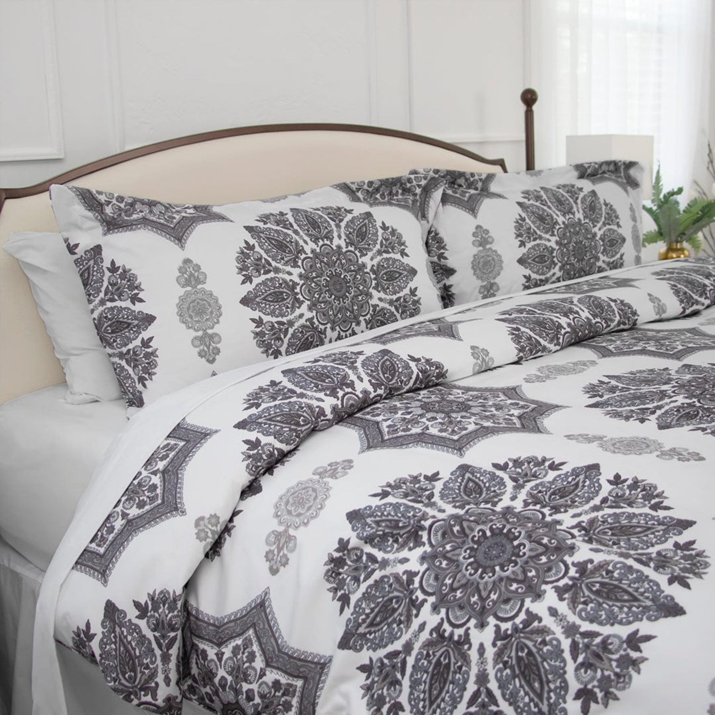 Side View of Infinity Comforter Set in Grey#color_infinity-grey