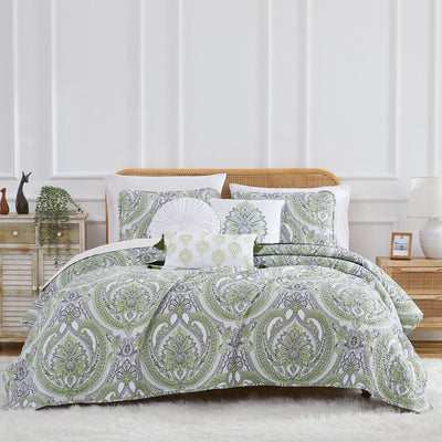 Front View of Pure Melody 6-Piece Quilt Bedding Set in Green#color_pure-melody-green