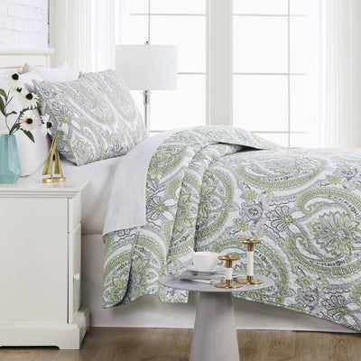 Side View of Pure Melody Quilt Set in Green#color_pure-melody-green