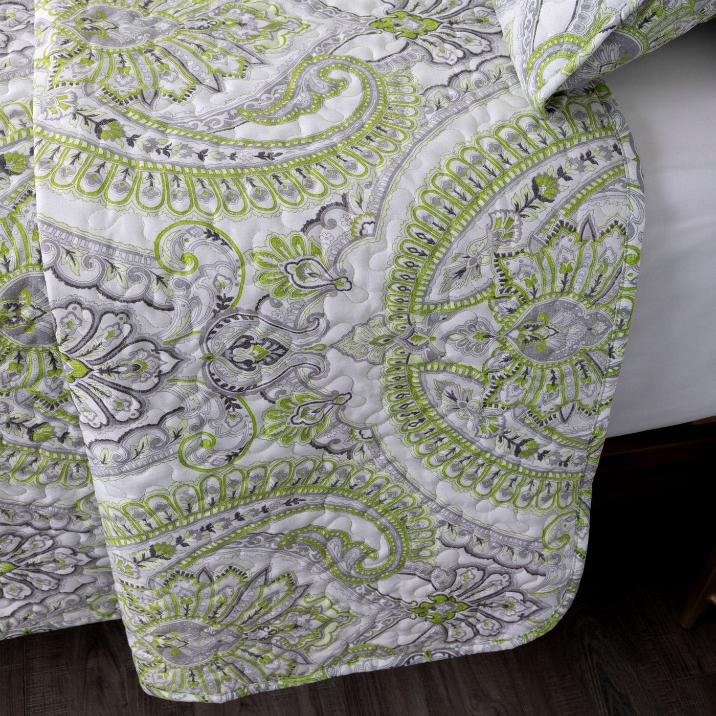 Details and Prints of Pure Melody Quilt Set in Green#color_pure-melody-green