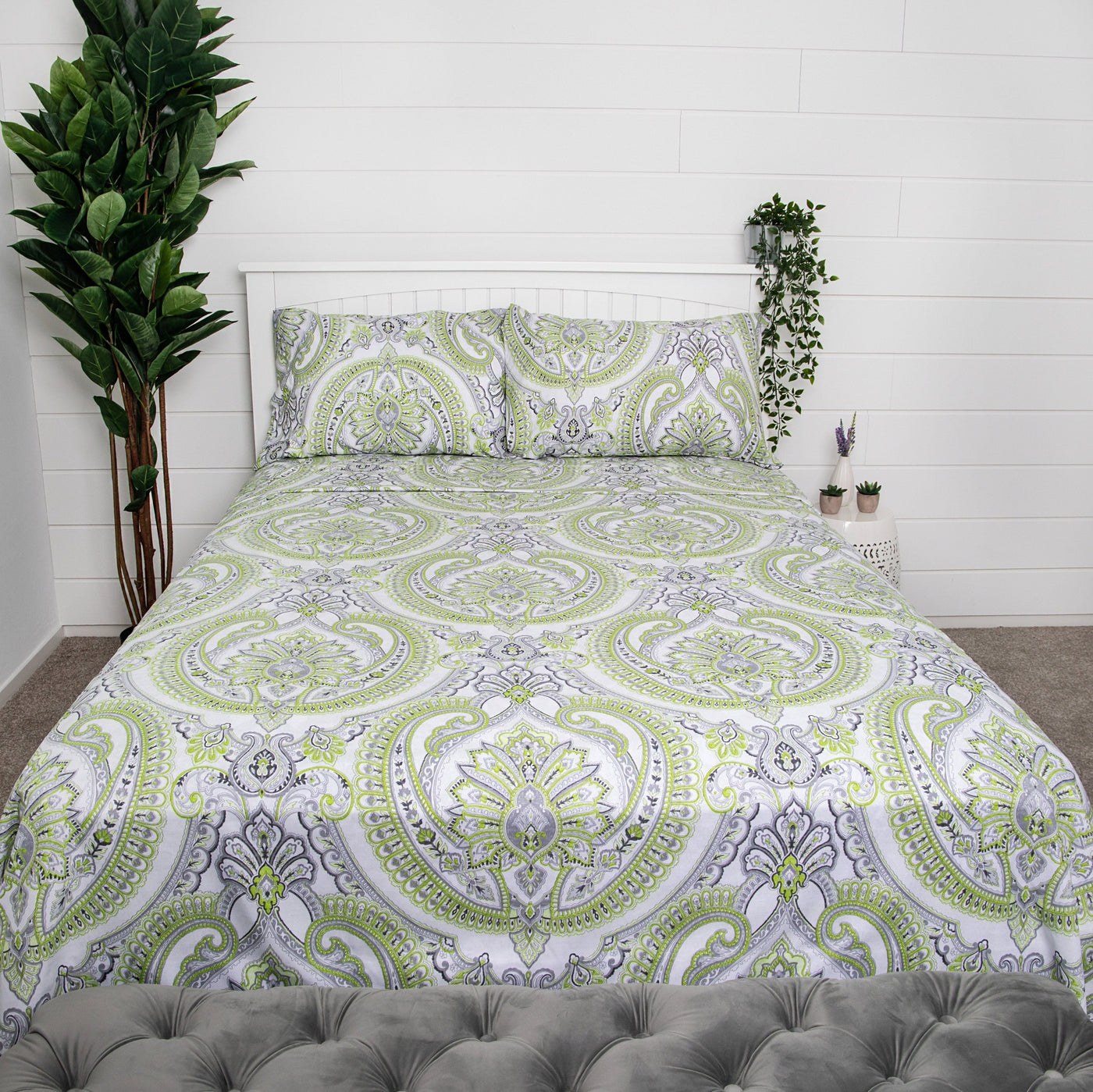 Front View of Pure Melody Pillow Cases in Green#color_pure-melody-green