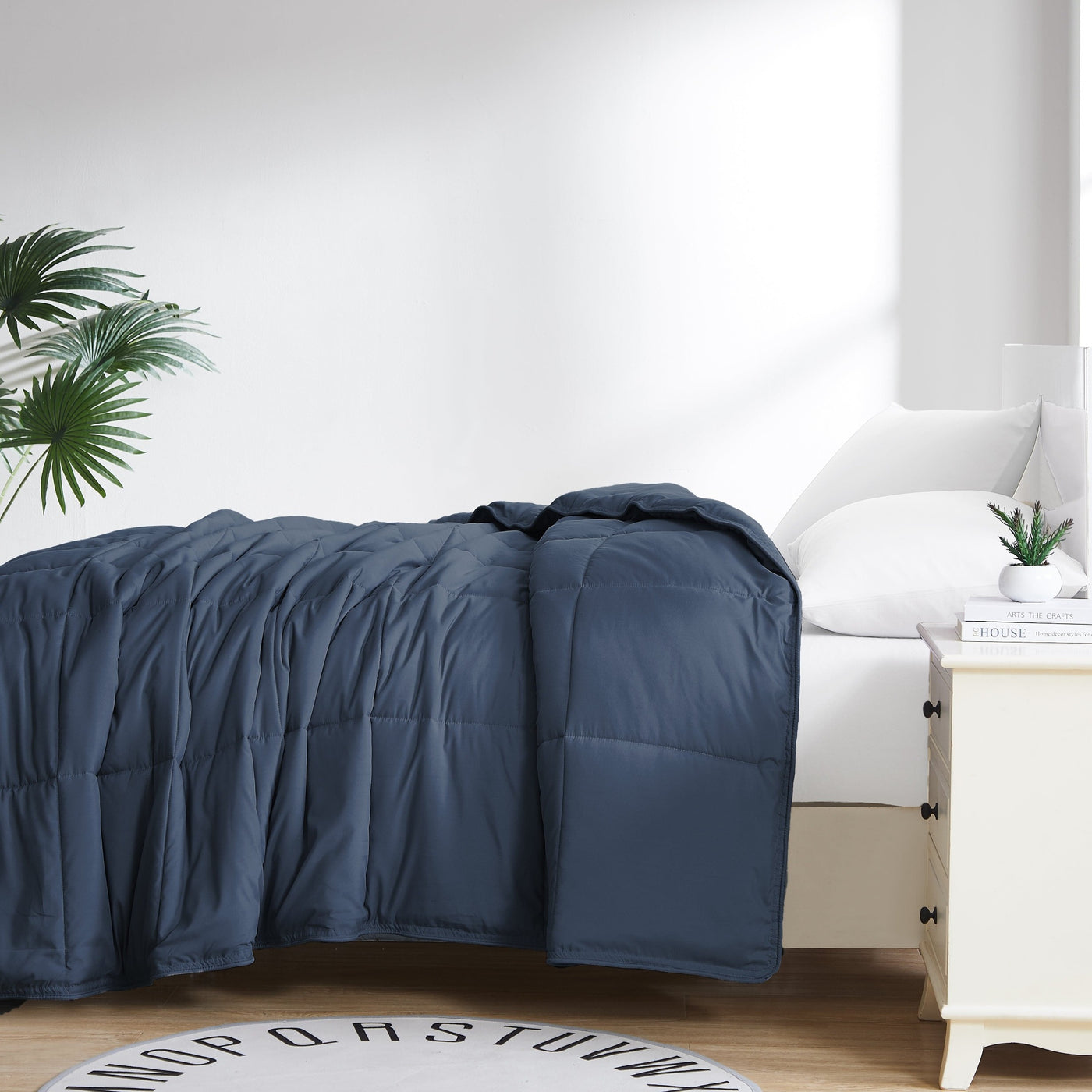 Side View of Vilano Down Alternative Comforter in Dark Blue#color_vilano-dark-blue