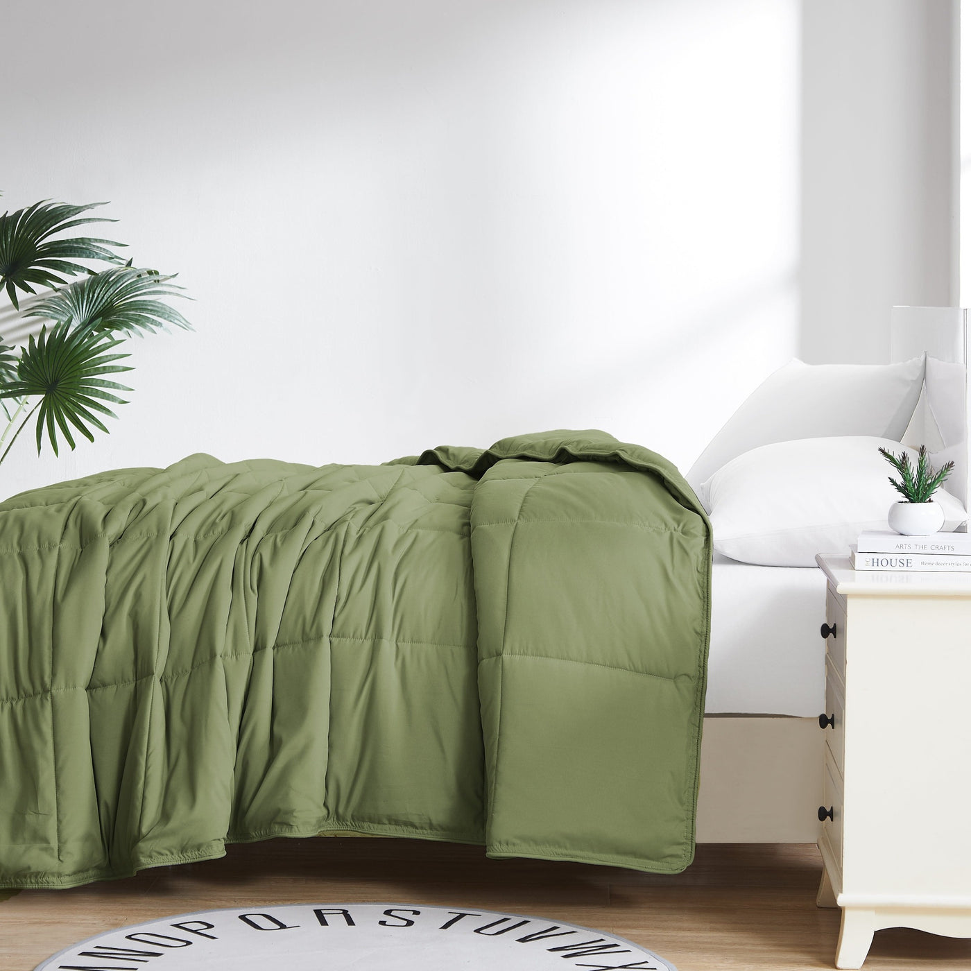 Side View of Vilano Down Alternative Comforter in Sage Green#color_vilano-sage-green