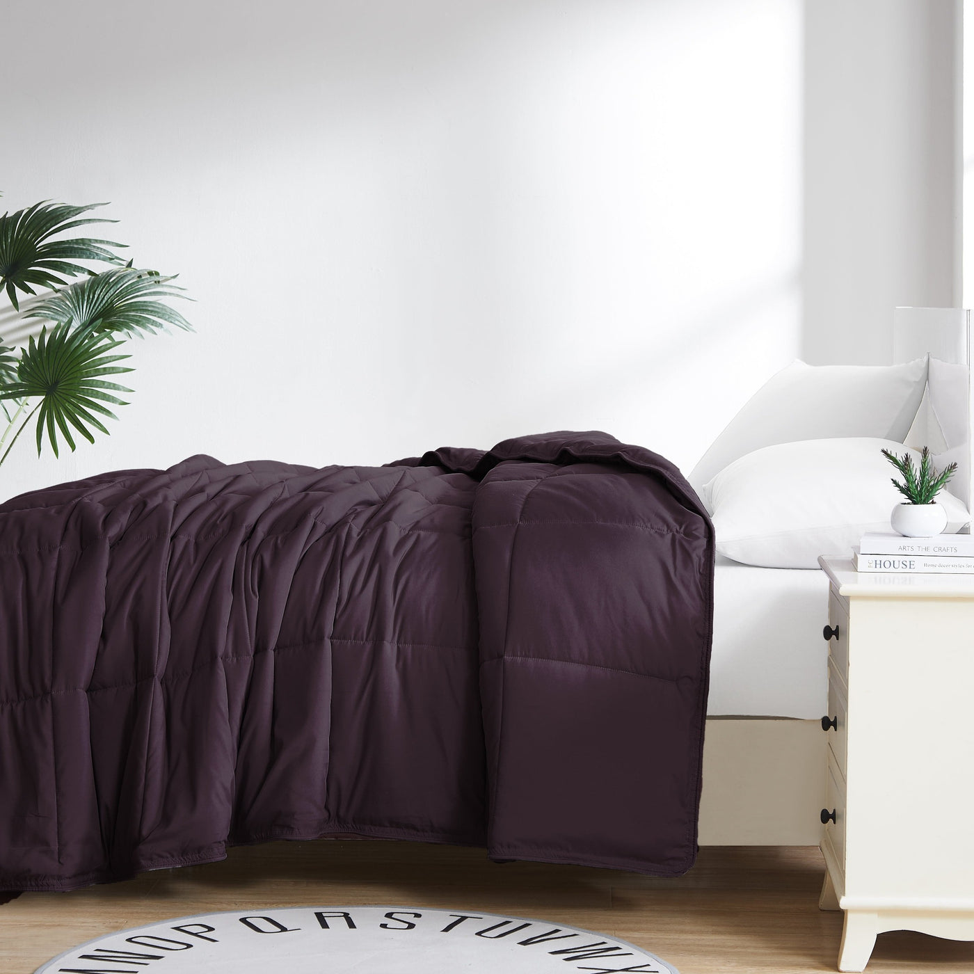 Side View of Vilano Down Alternative Comforter in Purple#color_vilano-purple