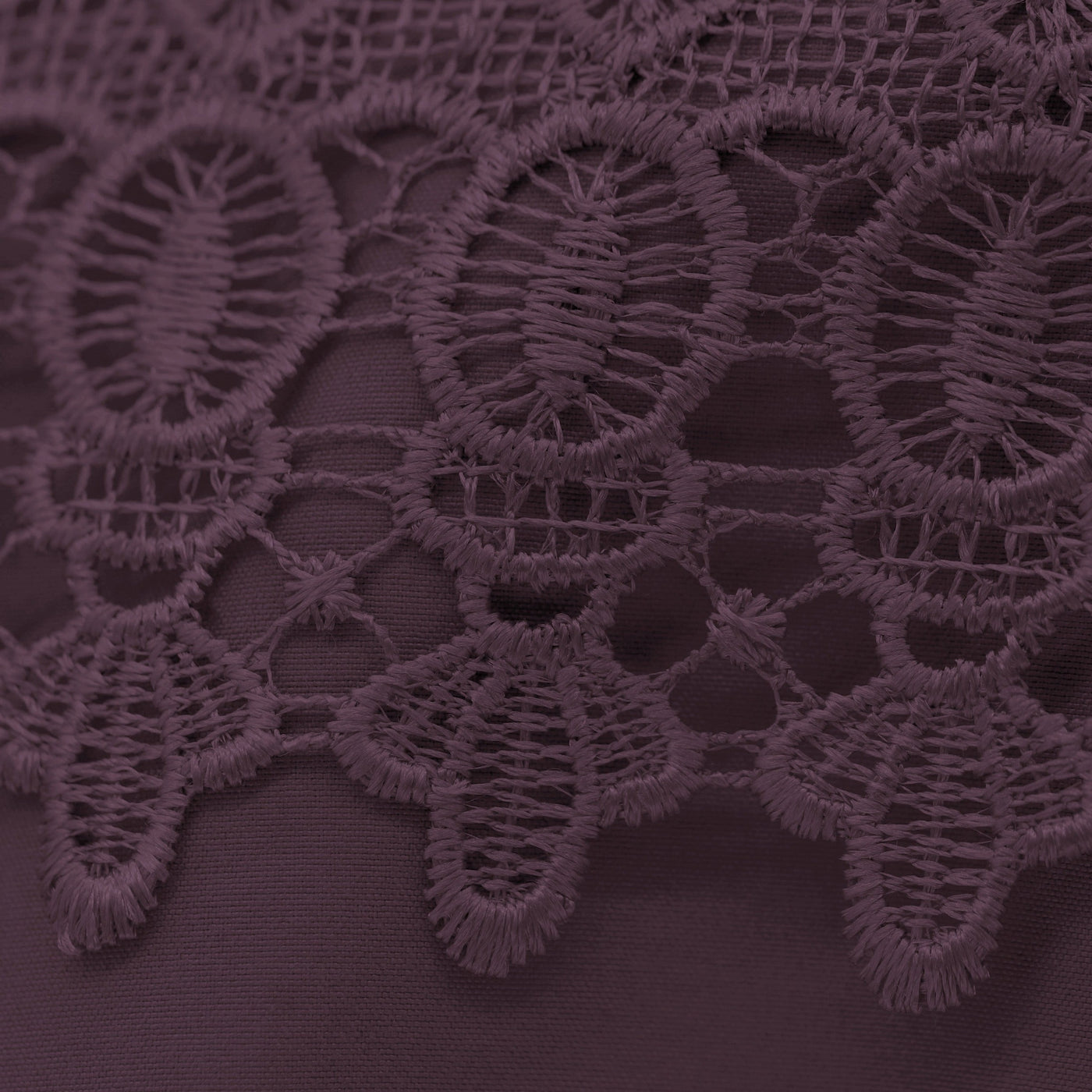 Details of Crochet Lace Hem of Vilano in Purple#color_vilano-purple