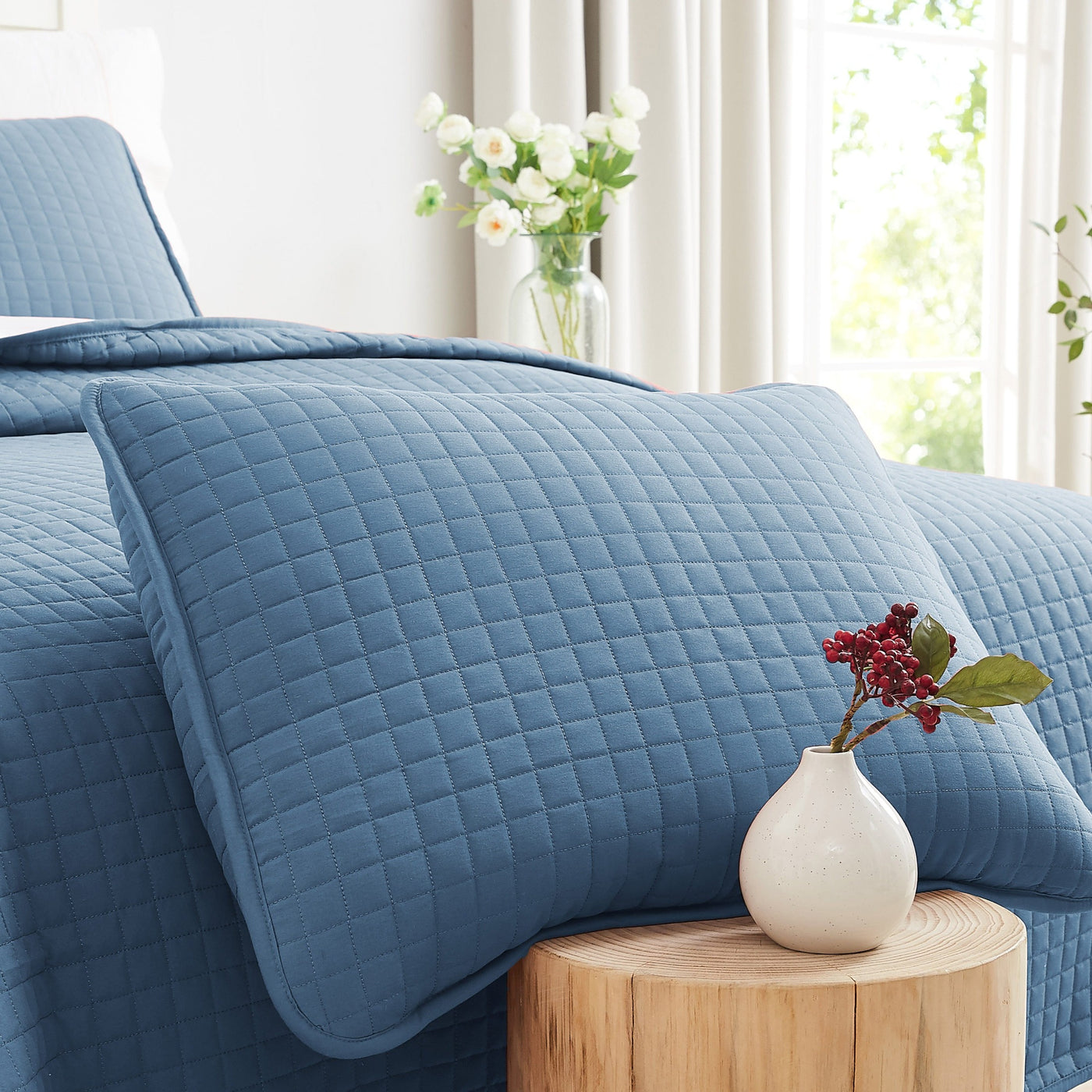 Close Up View of Vilano Quilted Shams in Coronet Blue#color_vilano-coronet-blue