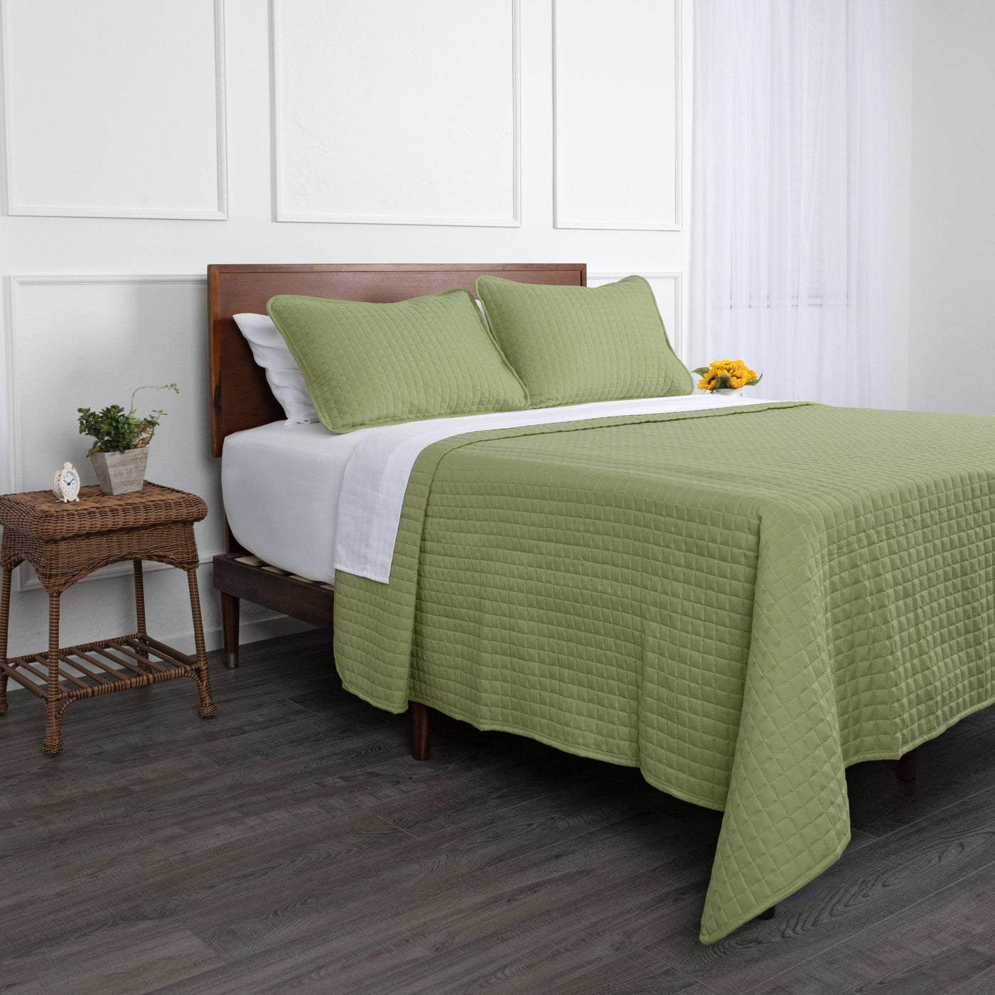 Side View of Vilano Oversized Quilt Set in Sage Green#color_vilano-sage-green