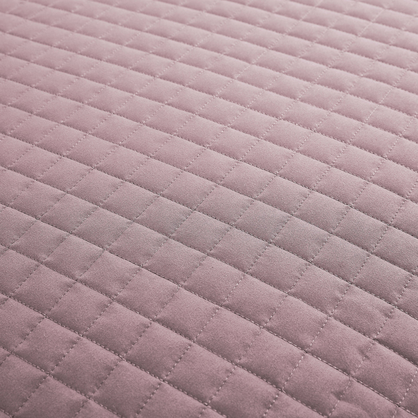 Detailed Stitching of Vilano Oversized Quilt Set in Lavender #color_vilano-lavender