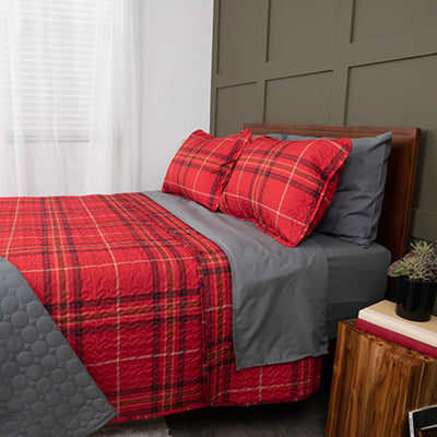 Side View of Vilano Plaid Quilt Set in Red#color_plaid-red