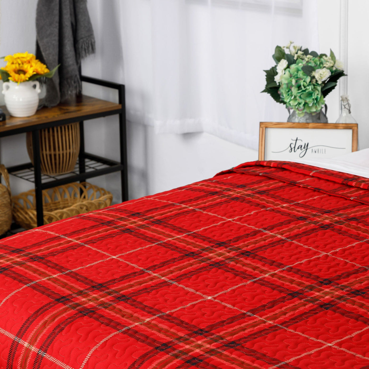 Side View of Vilano Plaid Quilt Set in Red#color_plaid-red