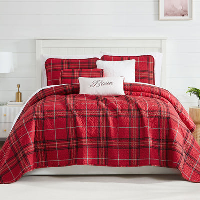 Front View of Vilano Plaid 6-Piece Quilt Bedding Set in Red#color_plaid-red