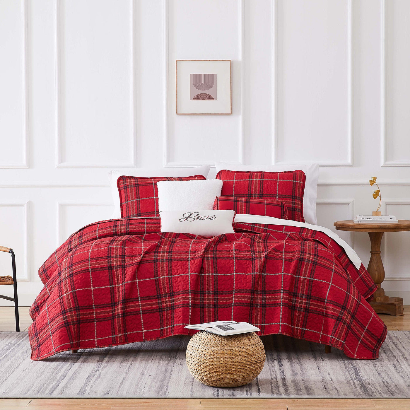Front View of Vilano Plaid 6-Piece Quilt Bedding Set in Red#color_plaid-red