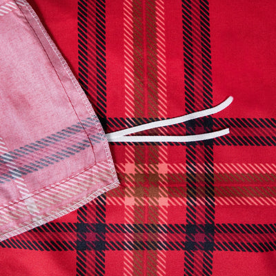 Close Up Image of Corner Ties of Vilano Plaid Duvet Cover Set in Red#color_plaid-red